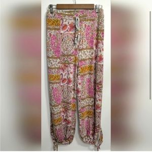 Anthropologie Pink Paisley pattern lounge pants w/ drawstring. Size L.